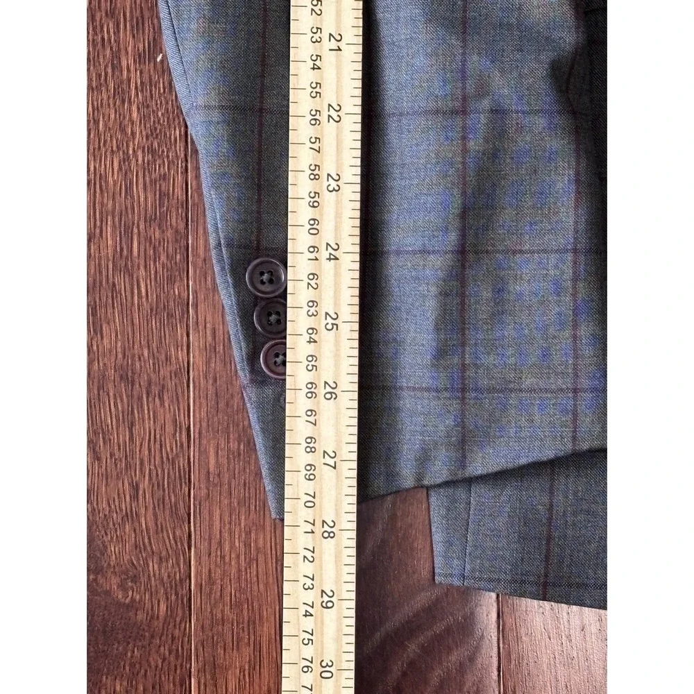 Coppley Grey Windowpane Suit Tollegno Super 120s Wool 42R W33x35 Made Canada